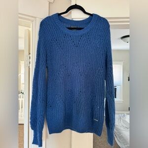Abercrombie & Fitch women’s blue sweater size XL